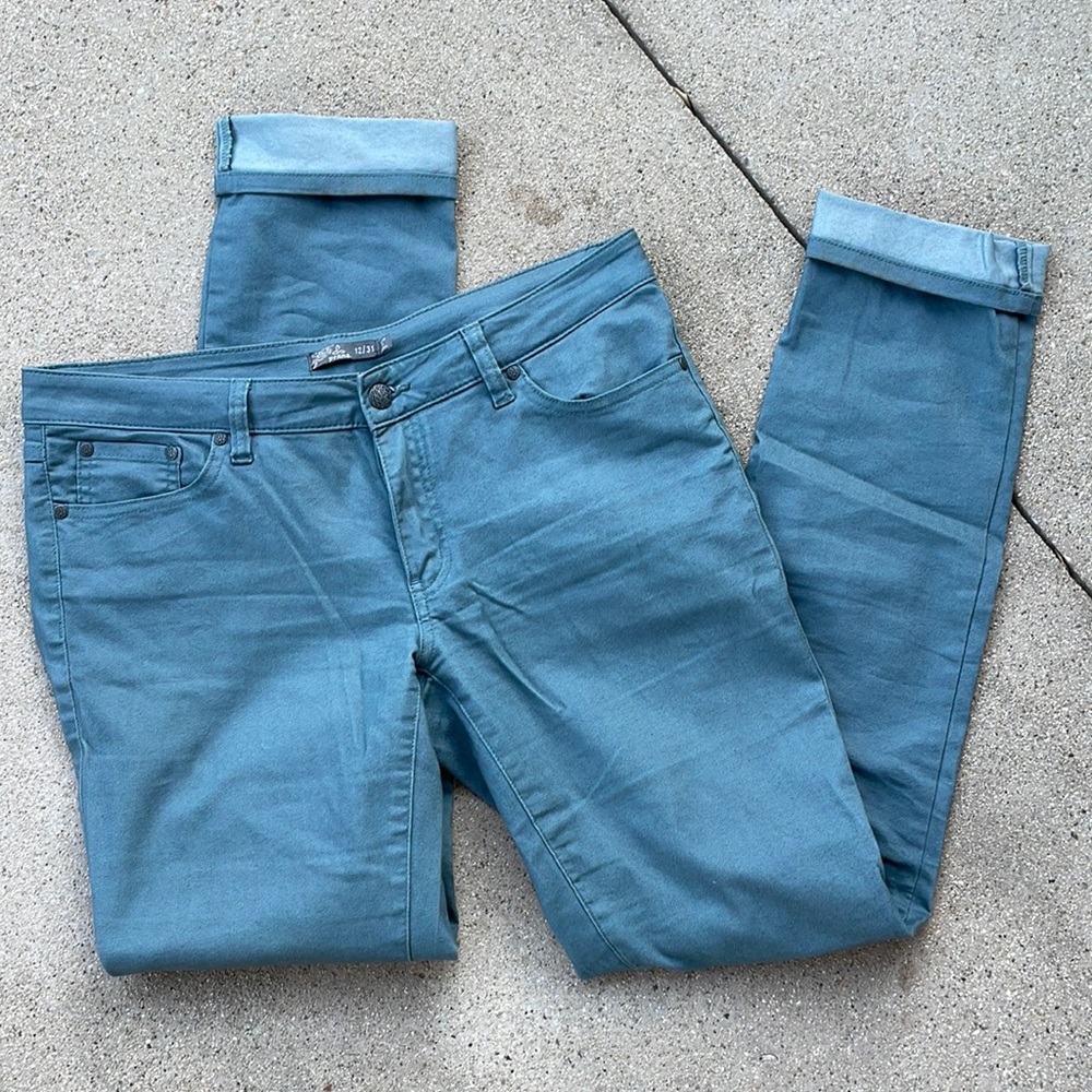 Prana Jeans. Maybe Kayla. Cool blue. 12/31 Tall. Like new.